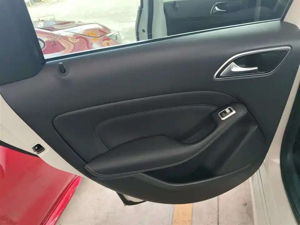 Mercedes-Benz Class B