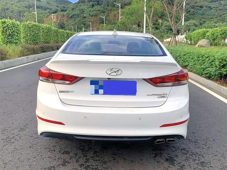 Hyundai Lead