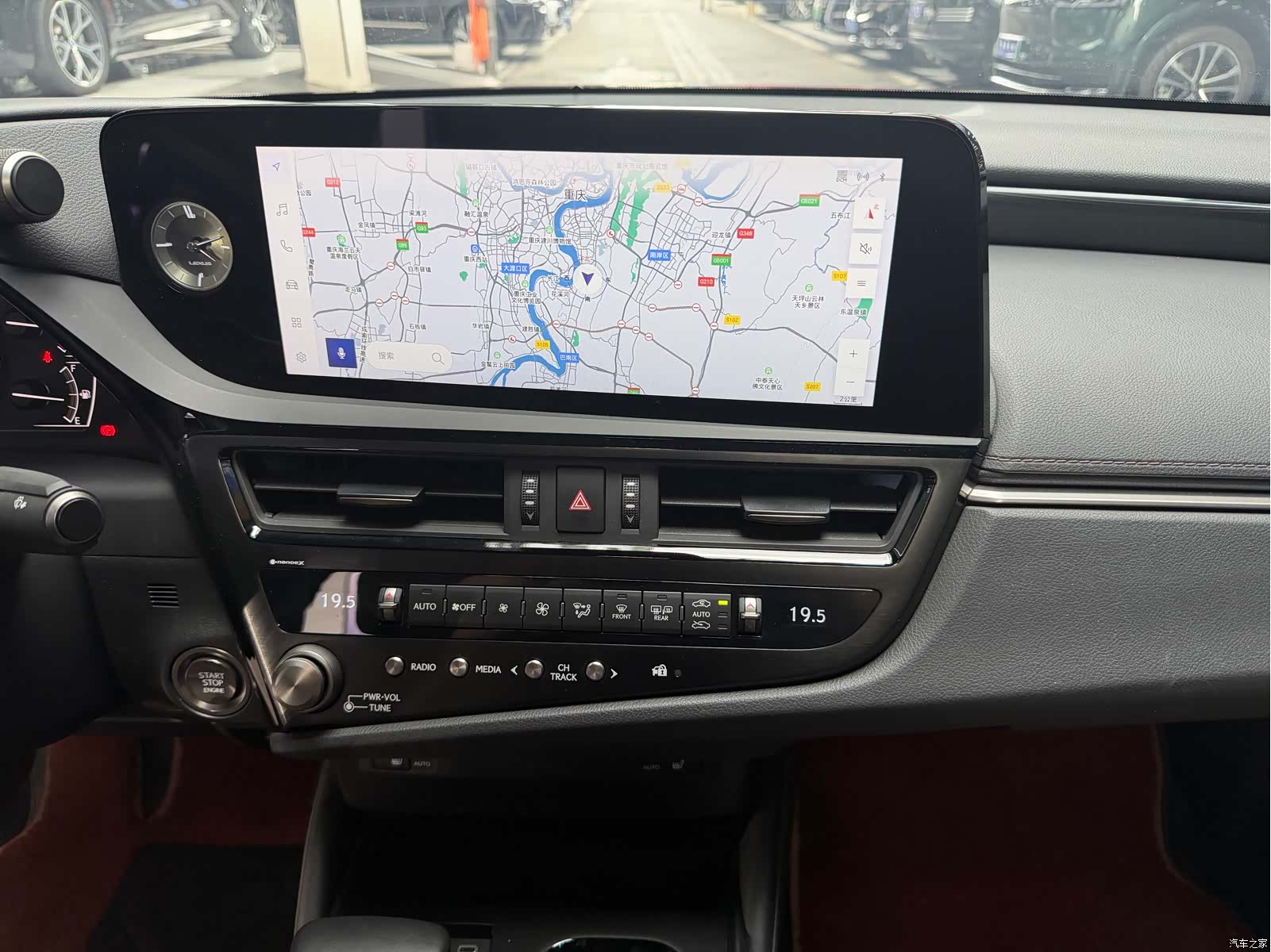 Lexus ES, 2024 11