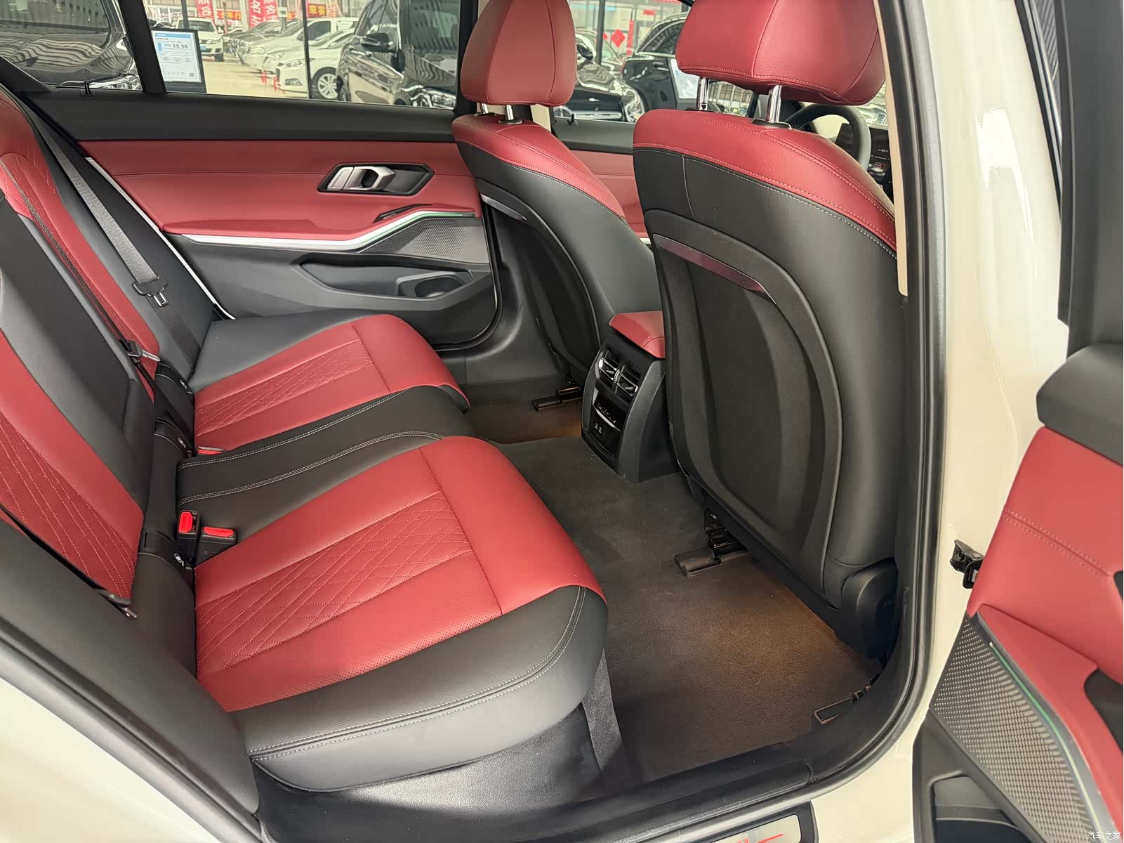 BMW i3, 2025 8