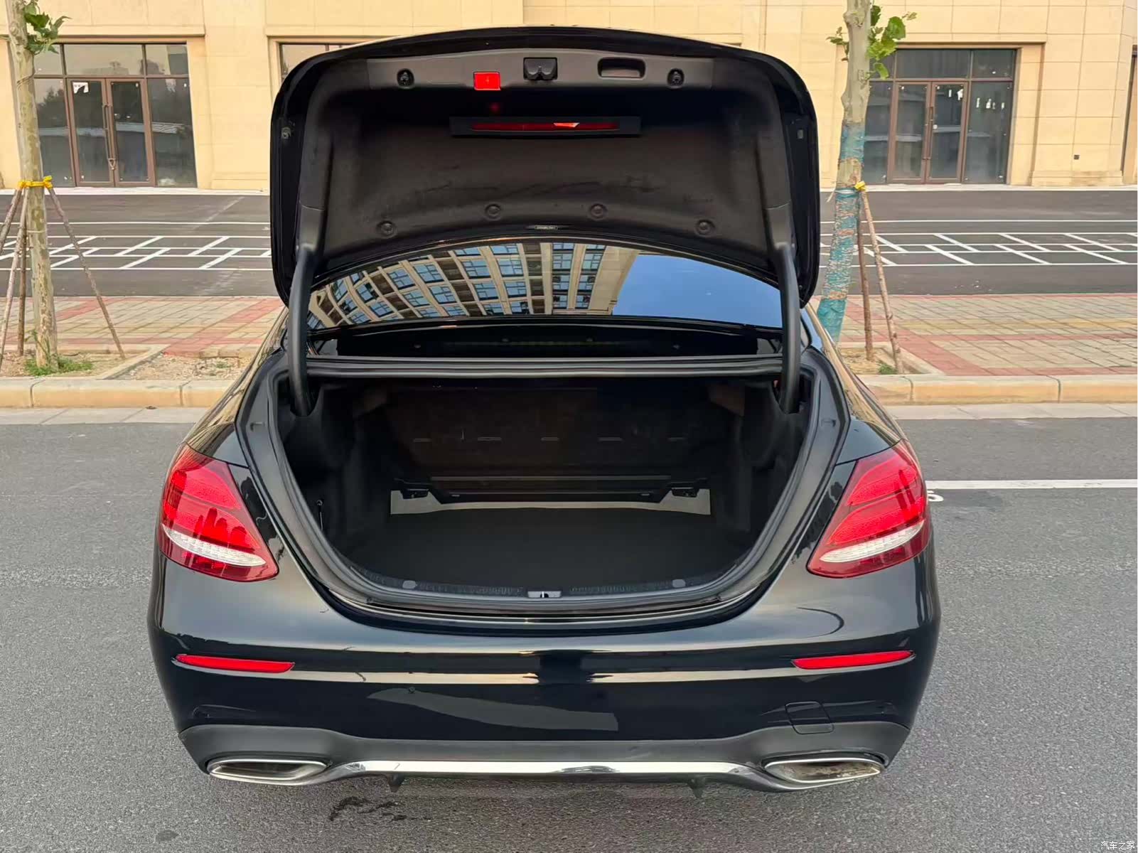 Mercedes-Benz E-Class, 2018 14