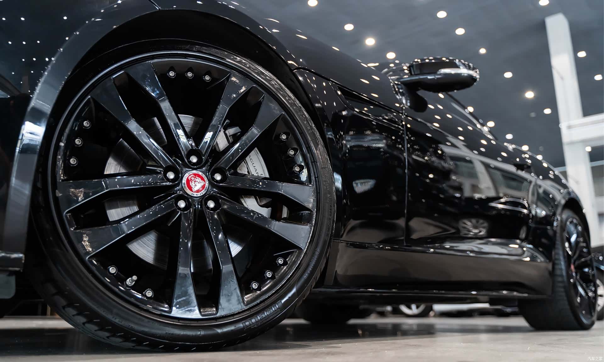 Jaguar F-TYPE, 2023 8