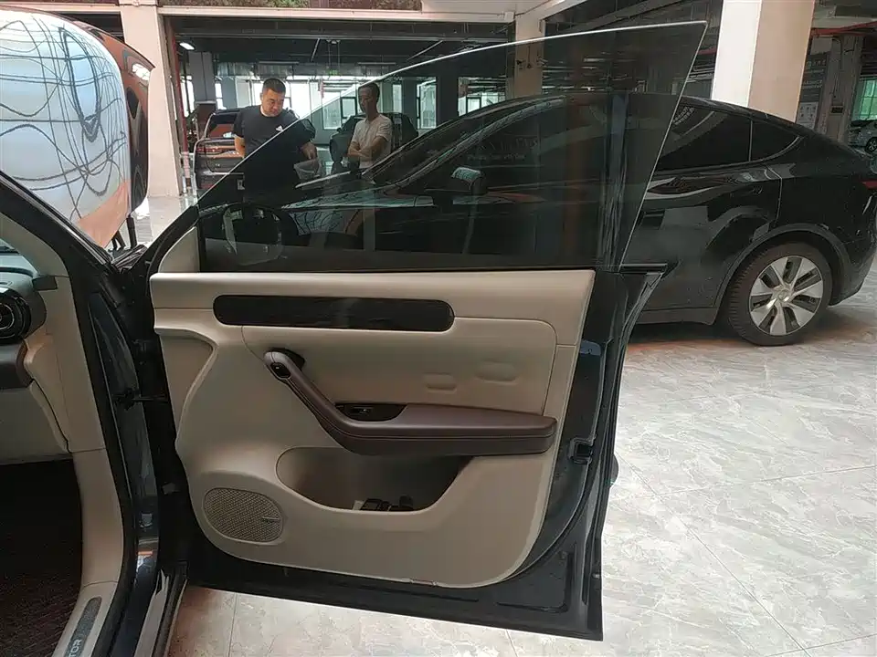 Leapmotor C11