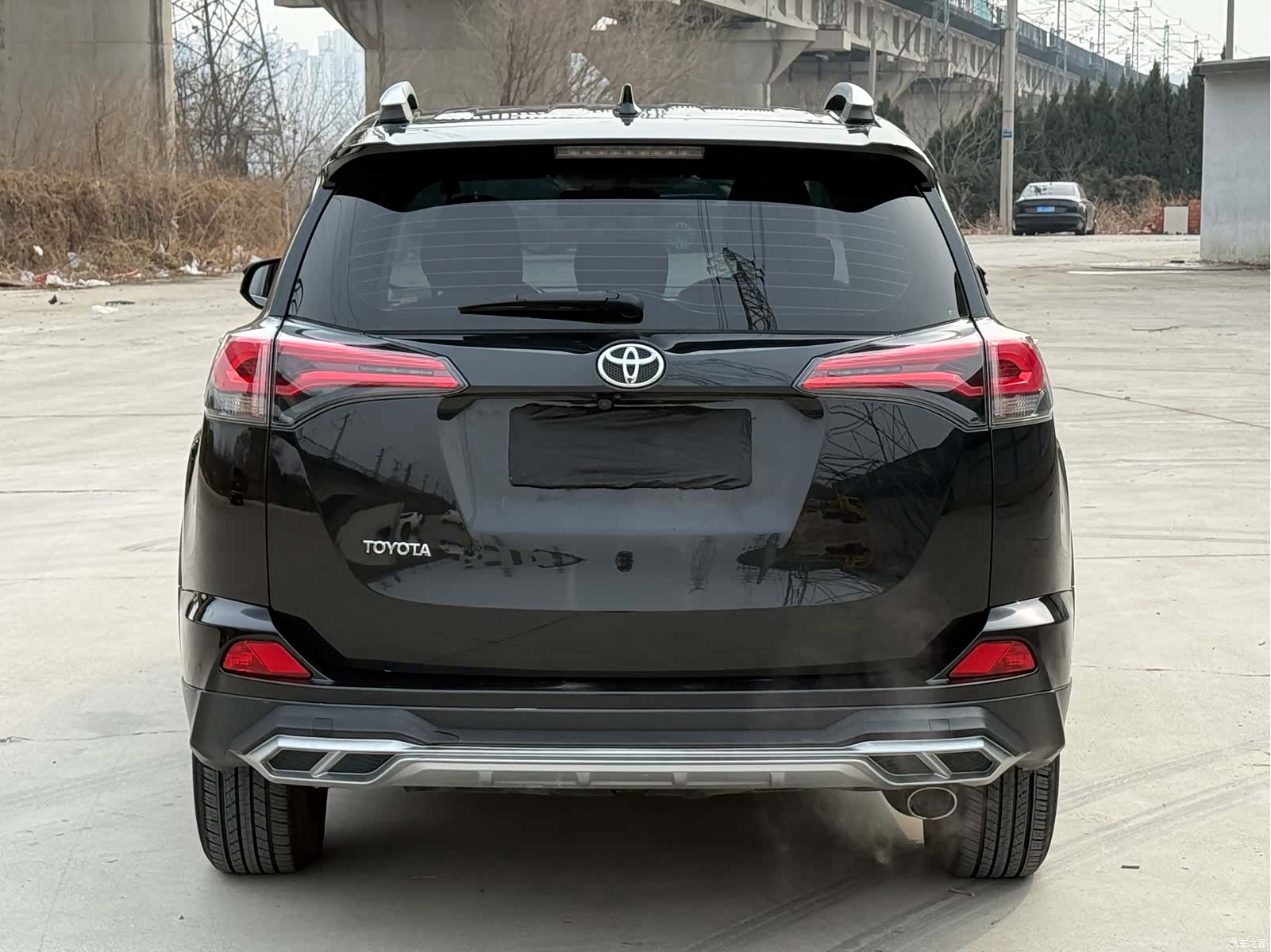Toyota RAV4, 2017 все фото