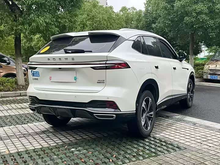 Roewe RX5
