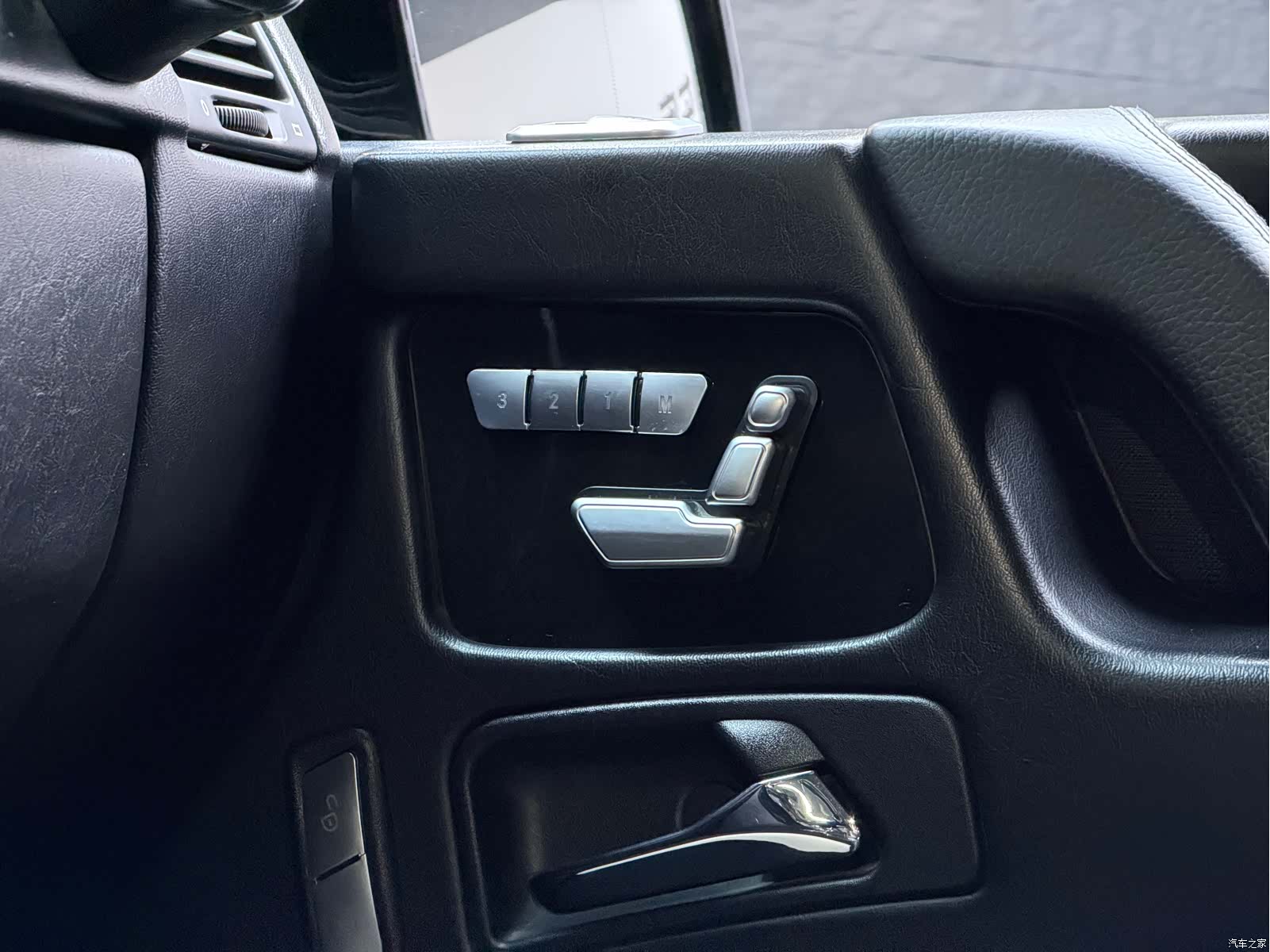 Mercedes-Benz G-Class, 2018 6