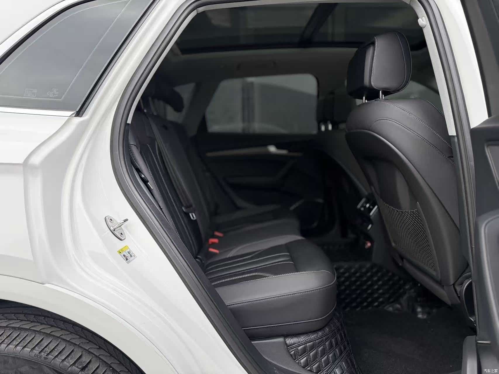 Audi Q5L, 2022 11
