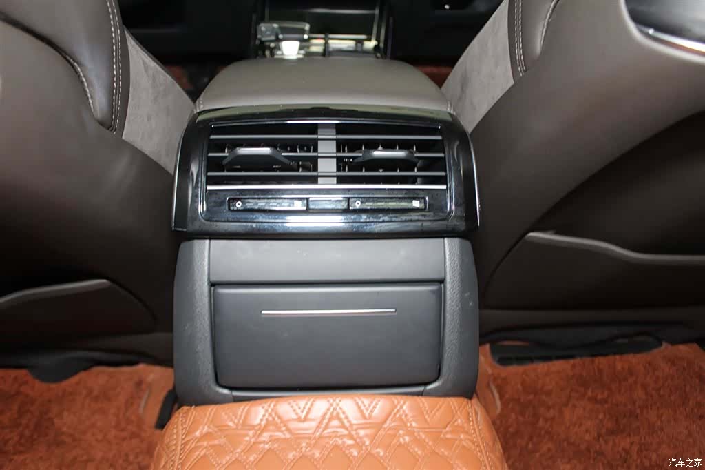 Audi A8L, 2021 10