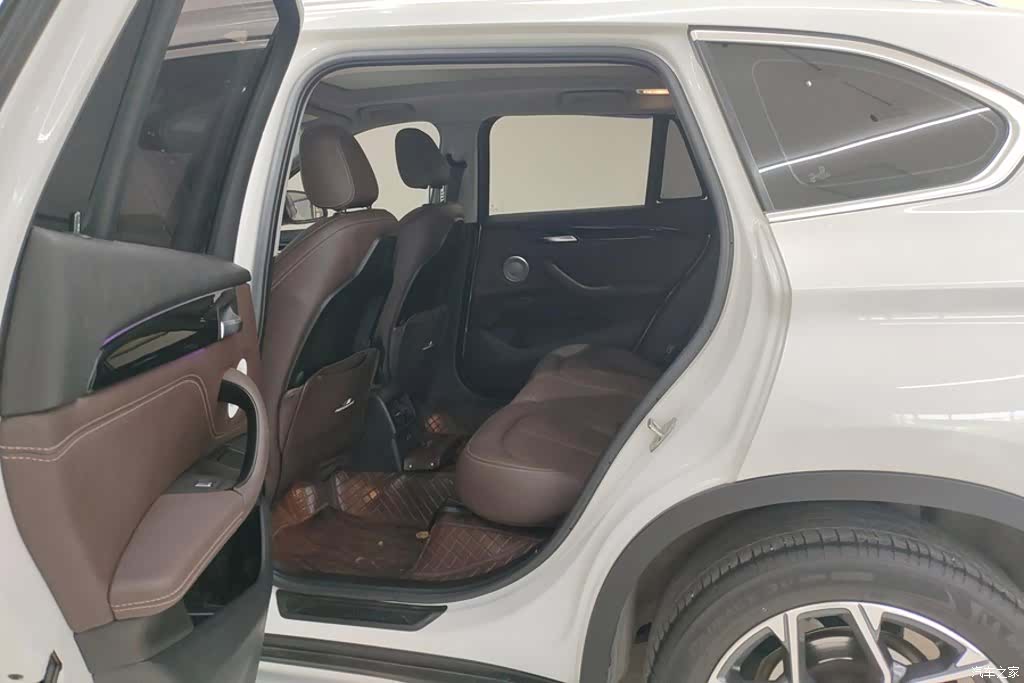 BMW X1, 2020 11