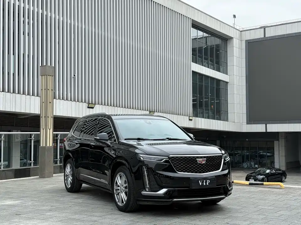 Cadillac XT6