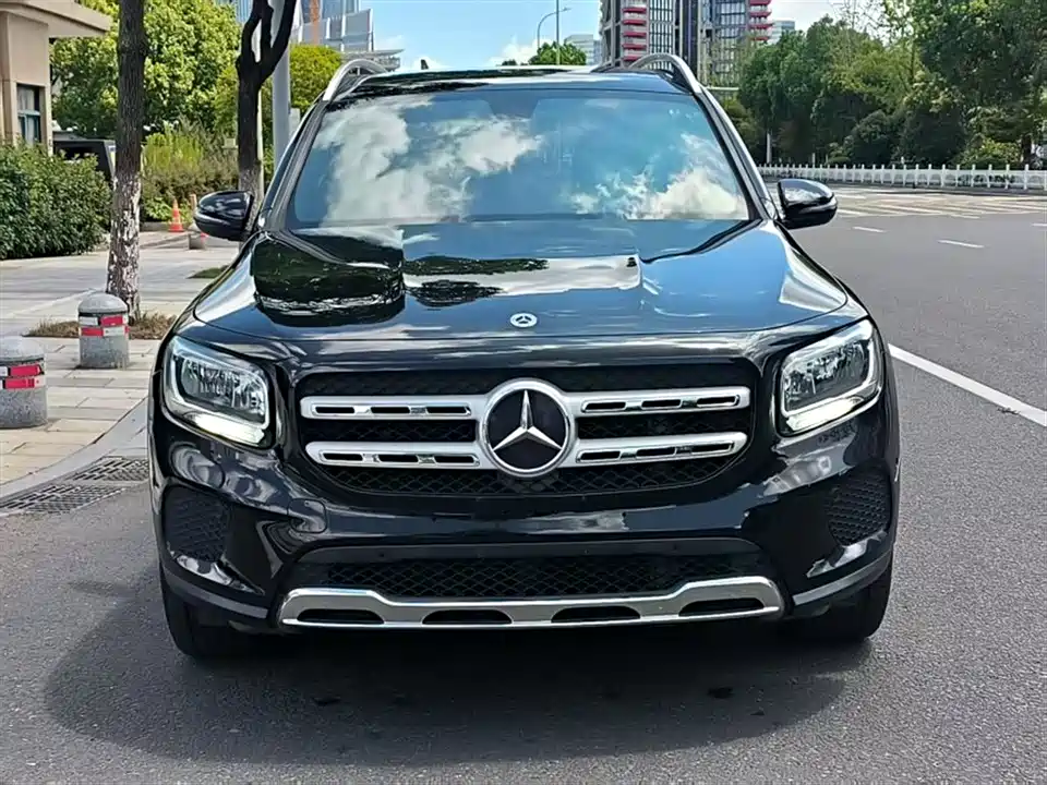 Mercedes-Benz GLB