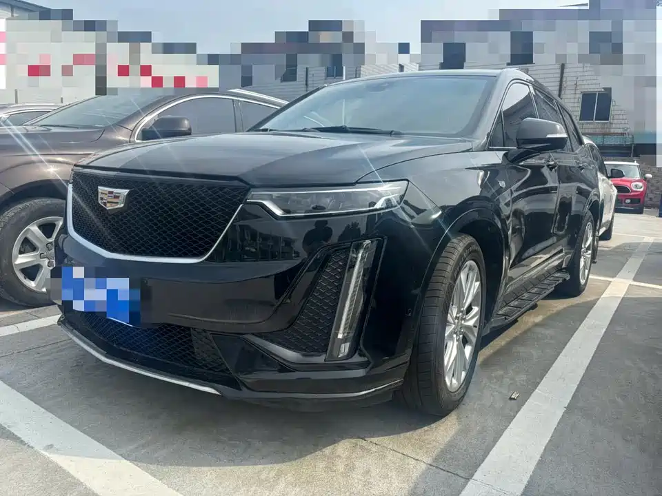 Cadillac XT6
