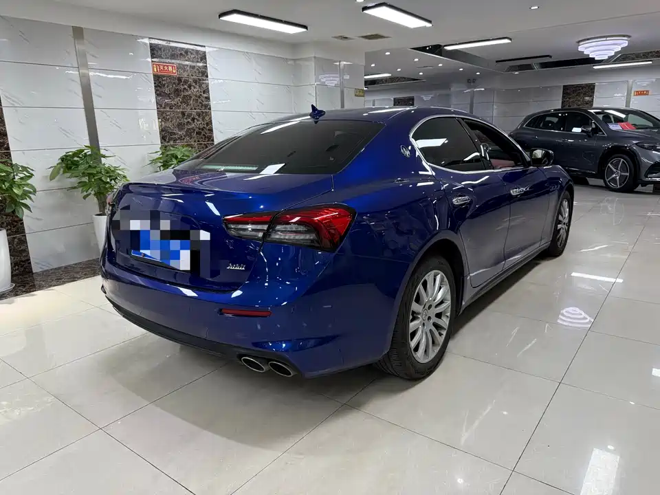 Maserati Ghibli
