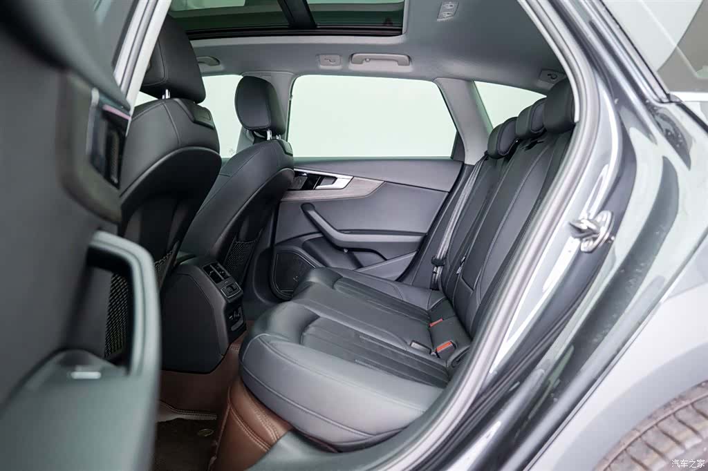 Audi A4, 2024 16