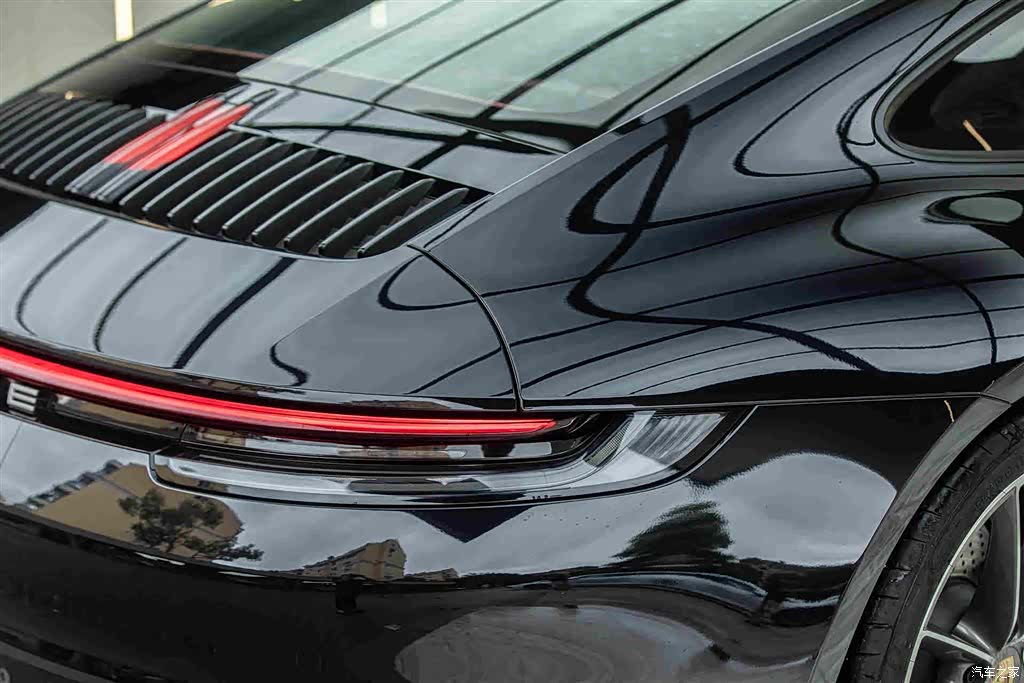 Porsche 911, 2024 4