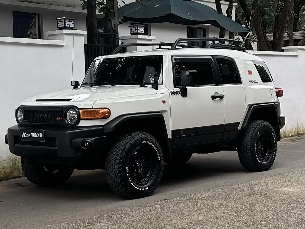 Toyota FJ