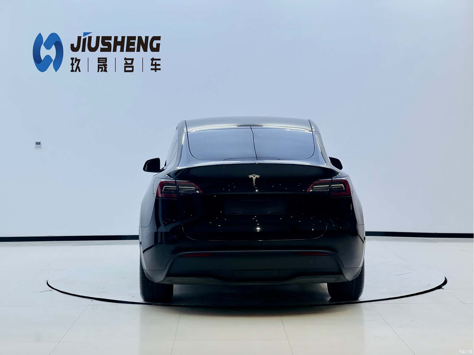 Tesla Model Y, 2023 7