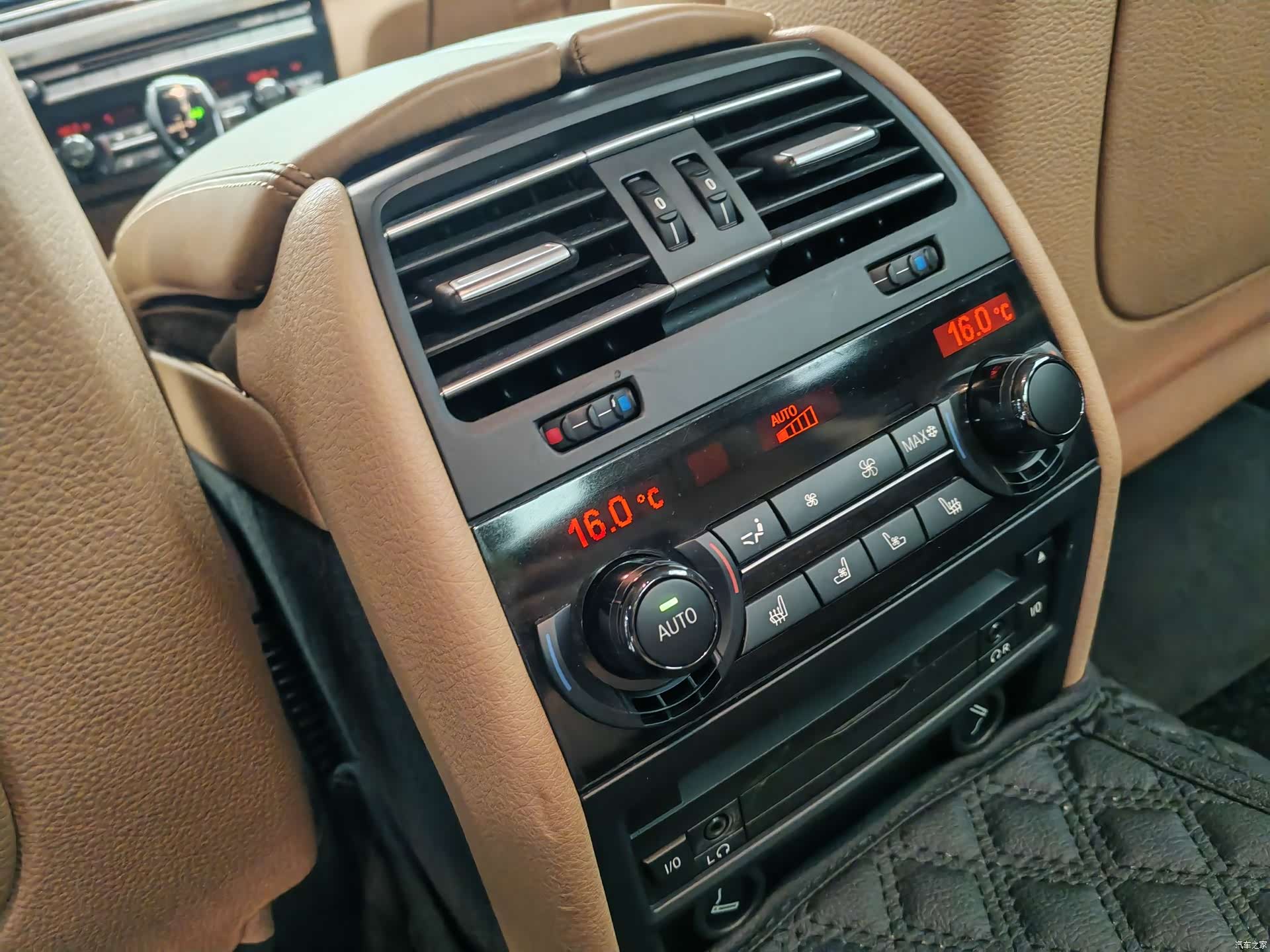 BMW 7 Series, 2012 27