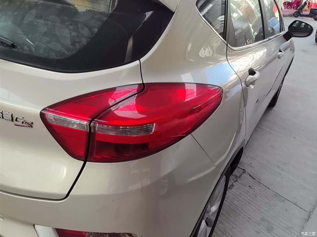 Geely Emgrand, 2017 8
