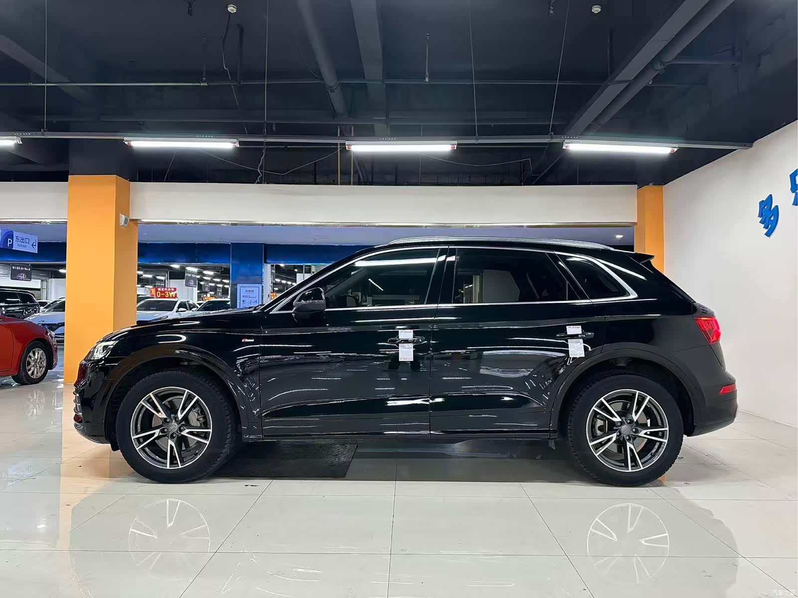 Audi Q5L, 2020 9