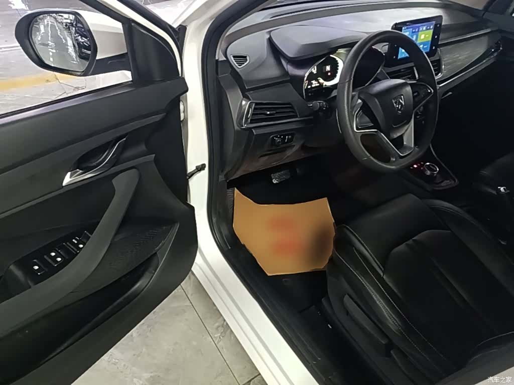 Wuling 360, 2018 16