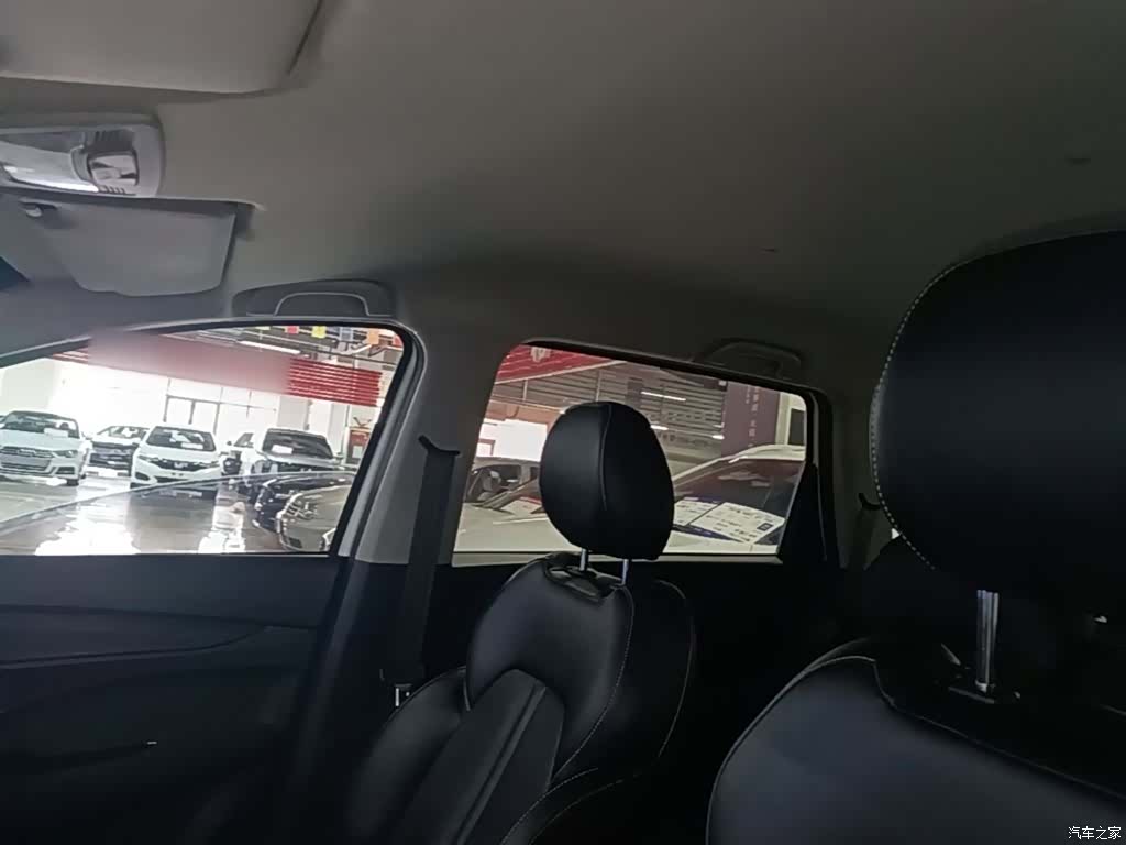 Wuling 360, 2018 18