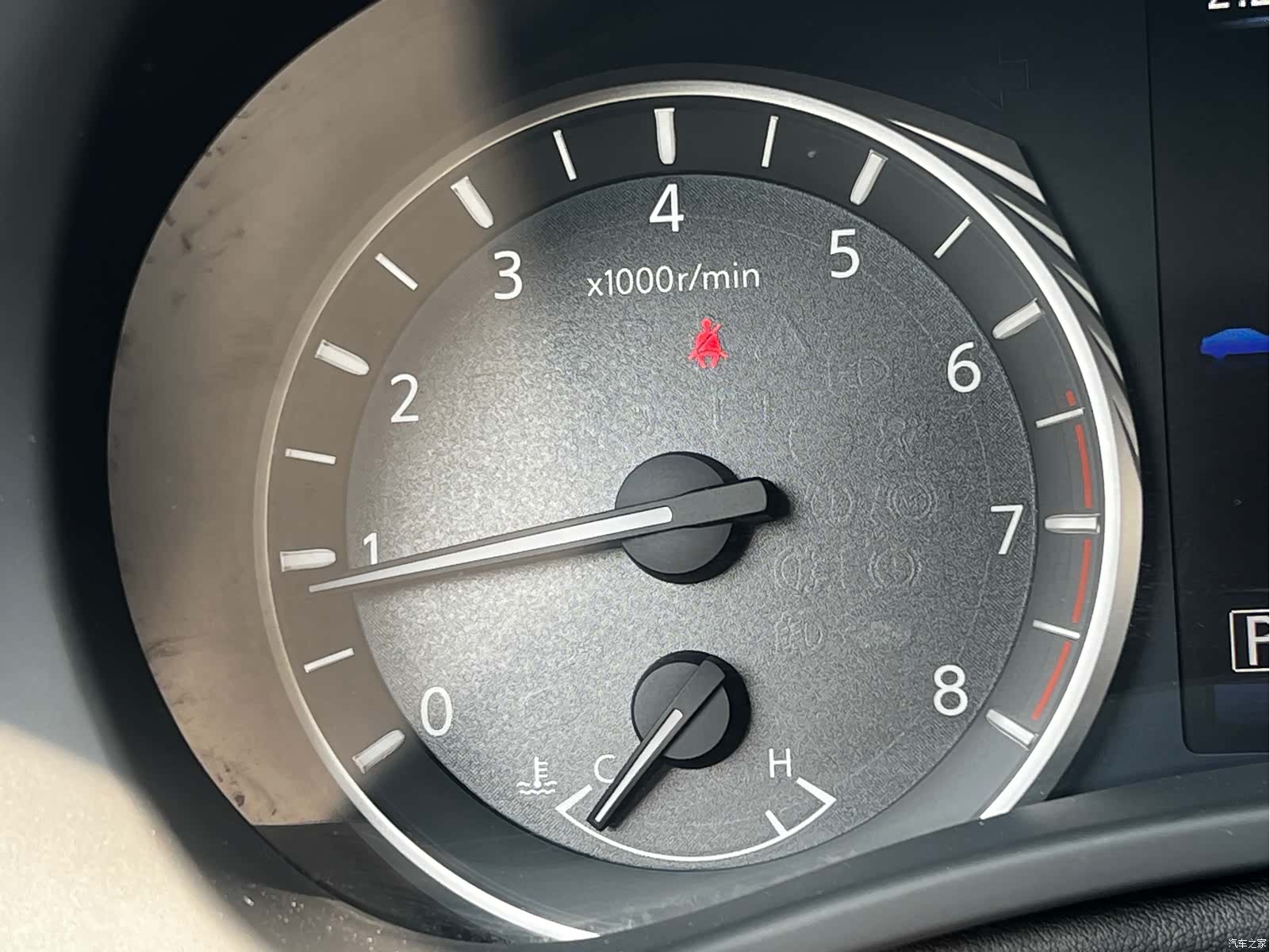 Infiniti Q50L, 2019 35