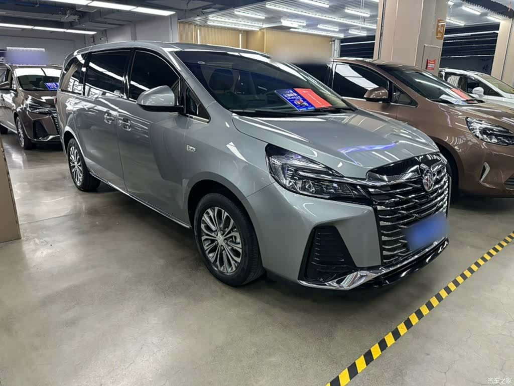 Buick GL8, 2023 9