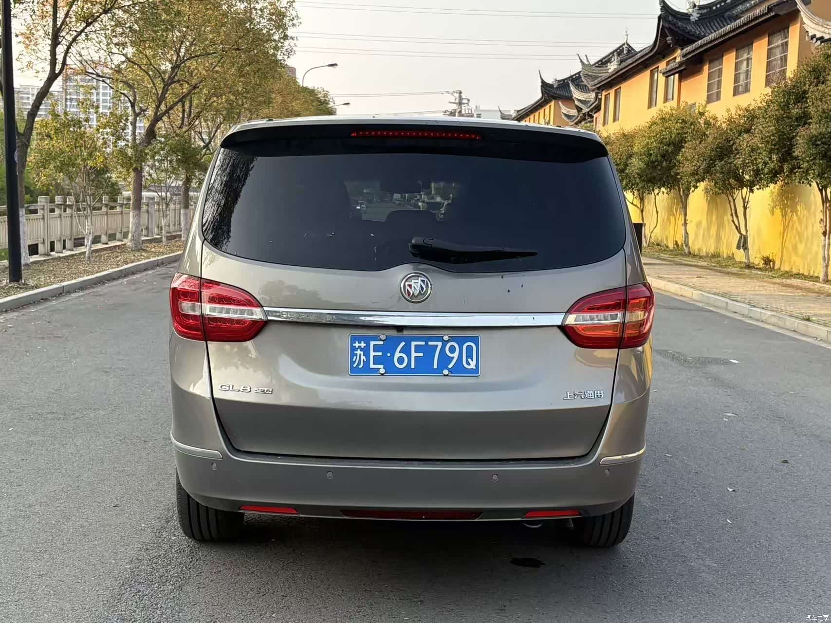 Buick GL8, 2018 9