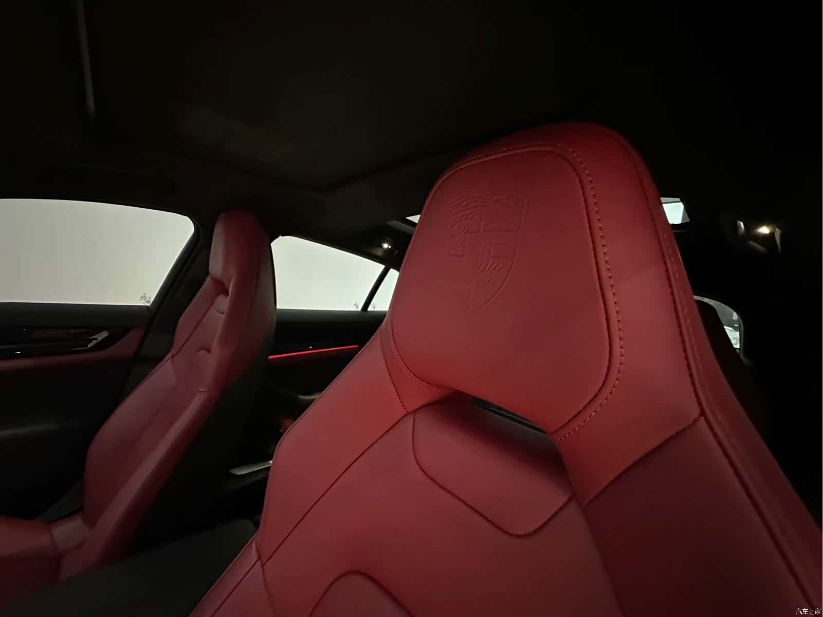 Porsche Panamera, 2024 11