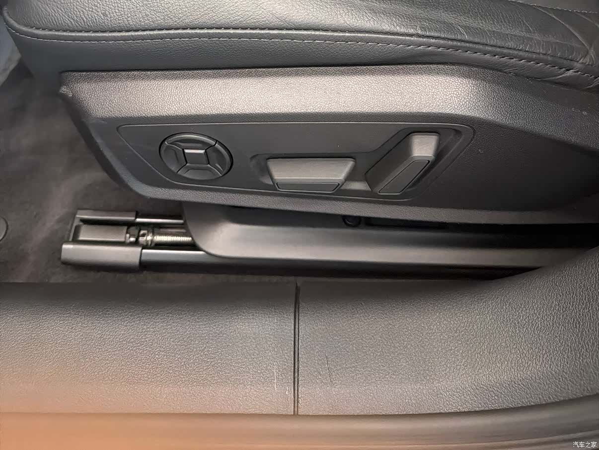 Audi A6L, 2020 12