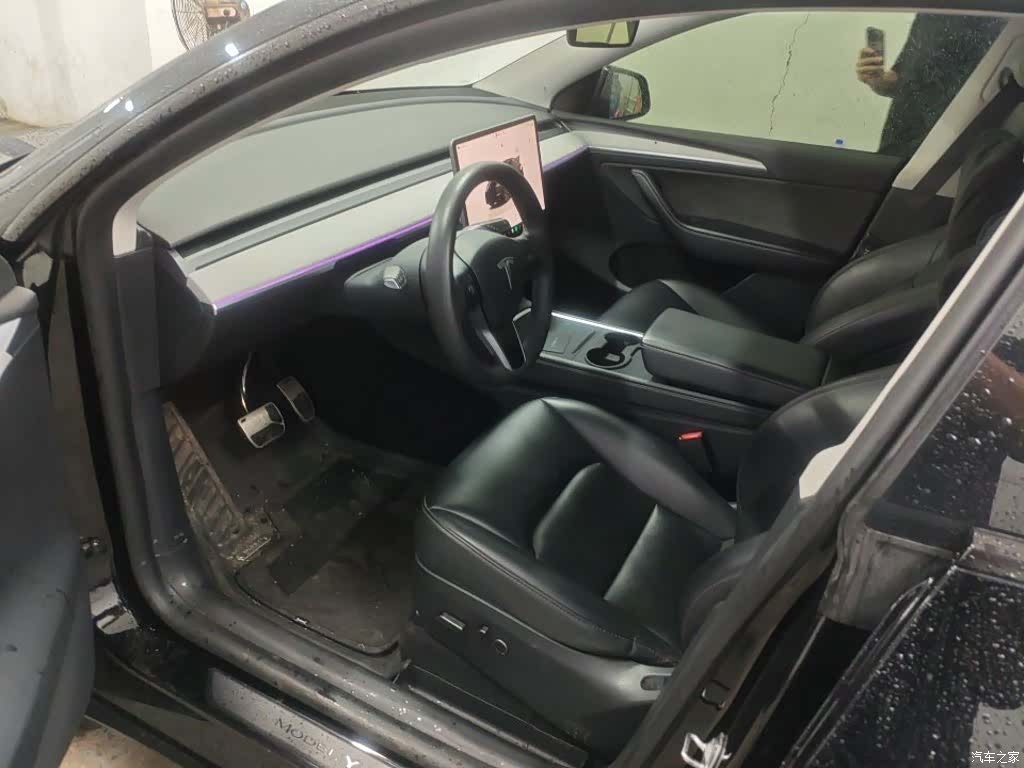 Tesla Model Y, 2024 все фото