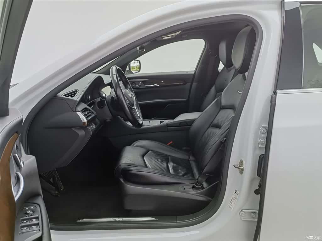 Cadillac CT6, 2018 10