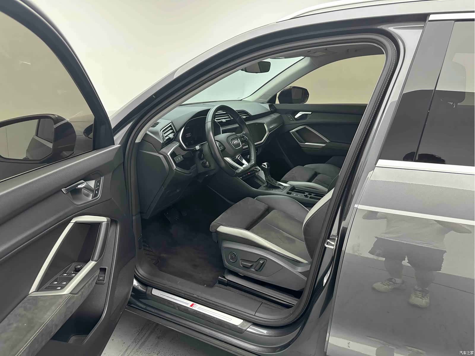 Audi Q3, 2022 9