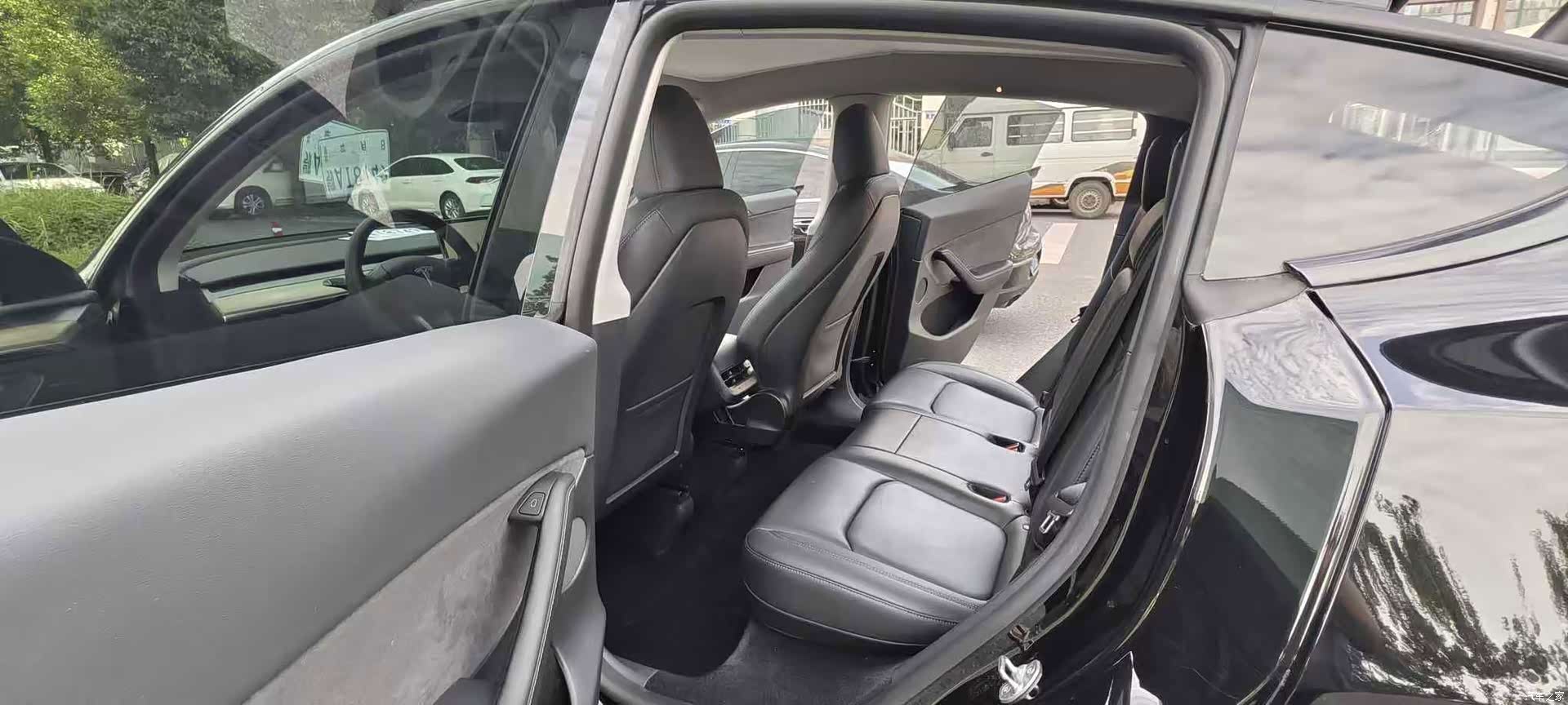 Tesla Model Y, 2022 8