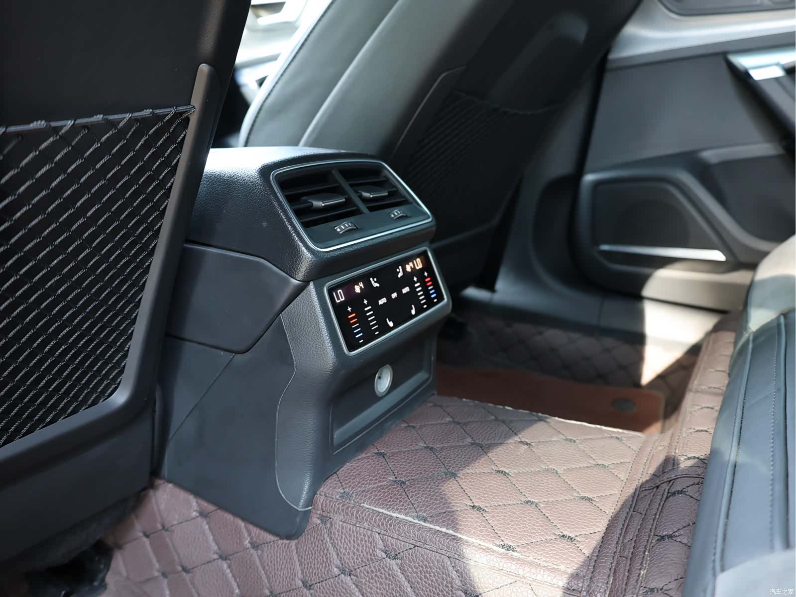 Audi A6L, 2021 18