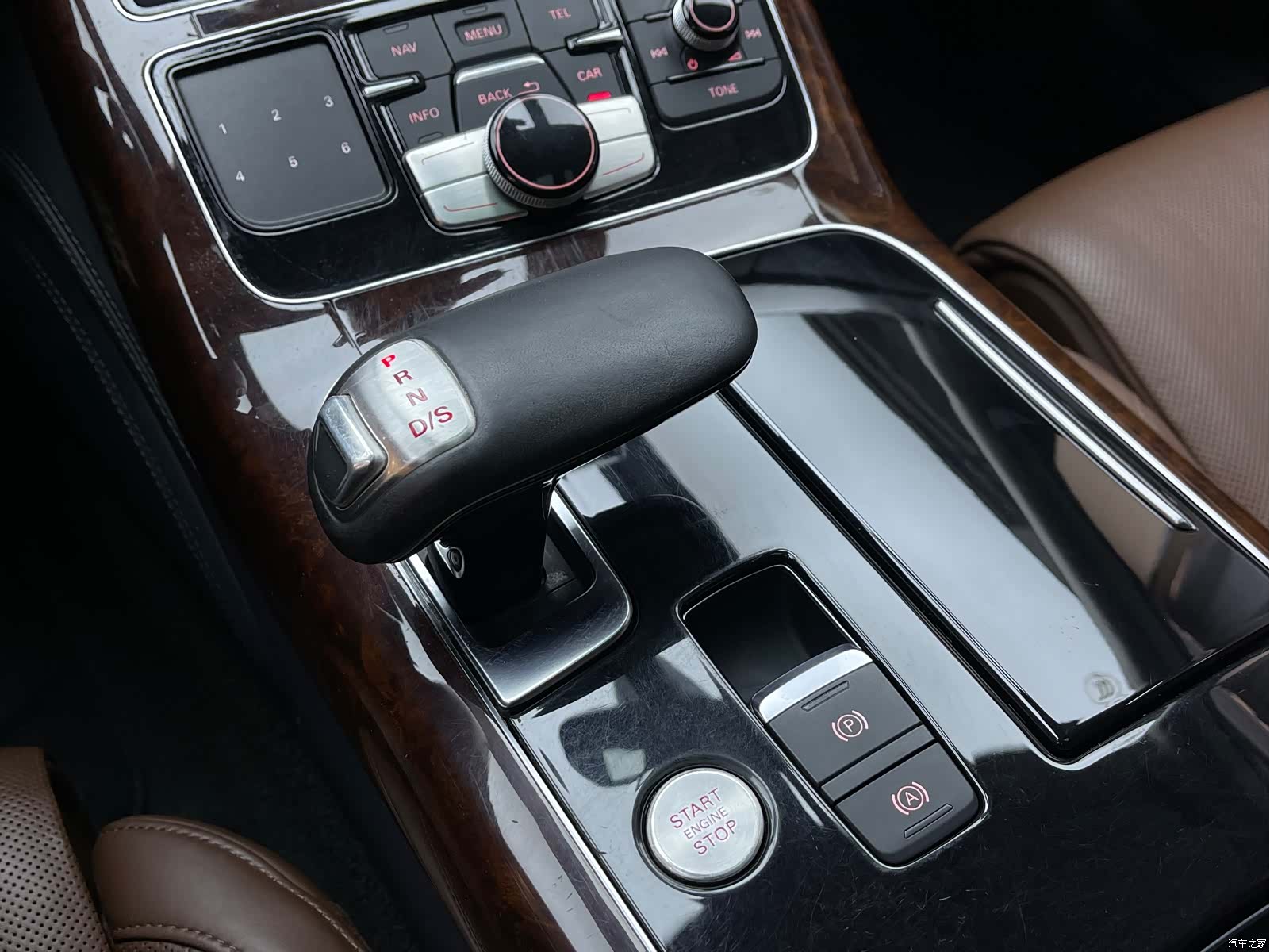 Audi A8L, 2011 12