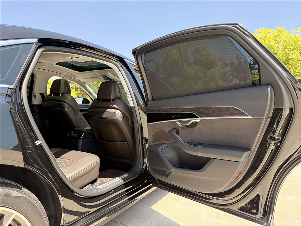 Audi A8L, 2021 15