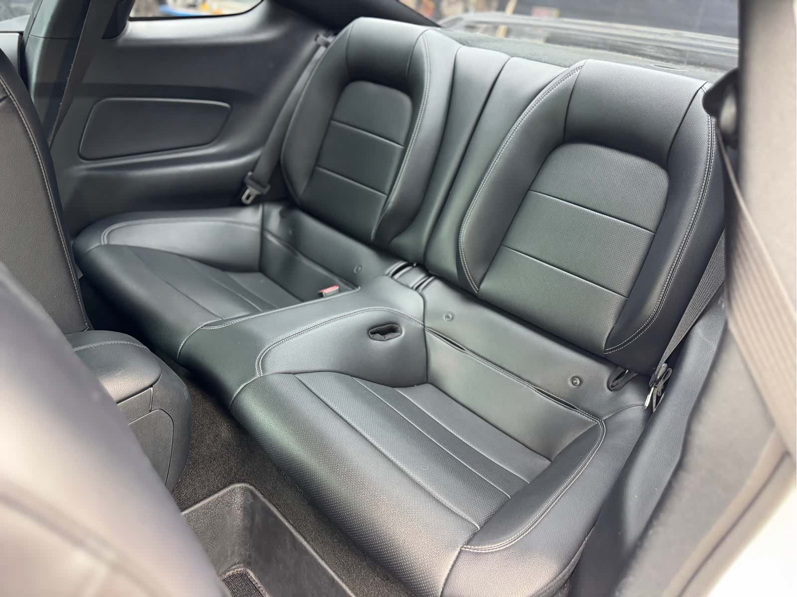 Ford Mustang, 2016 10