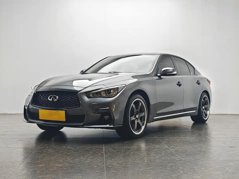 Infiniti Q50L