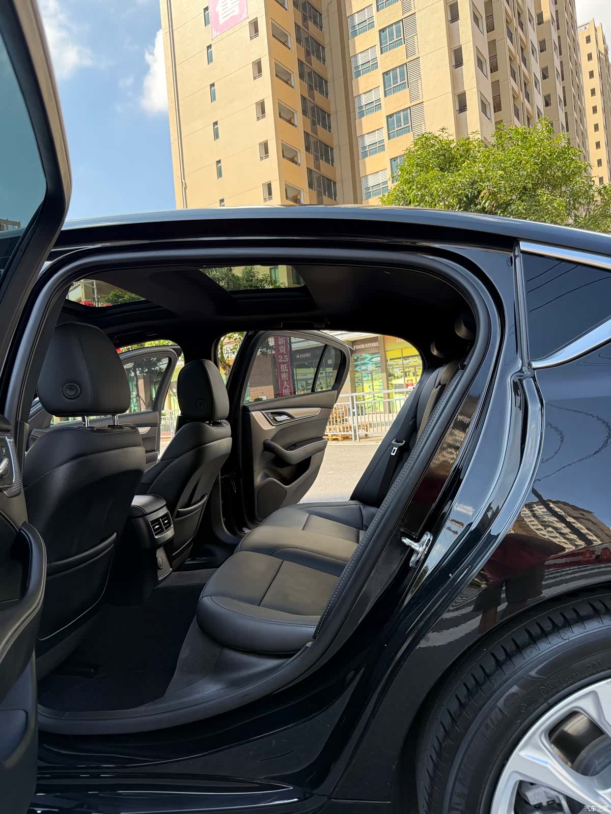 Cadillac CT5, 2023 22