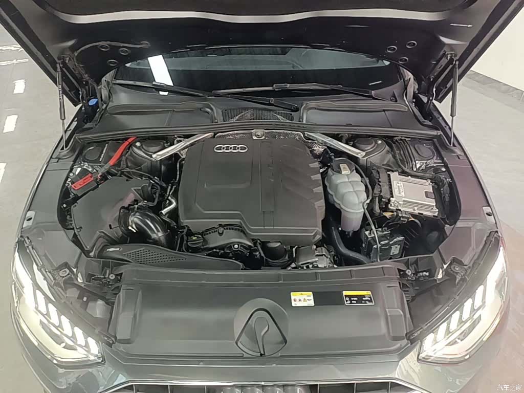 Audi A4L, 2023 20