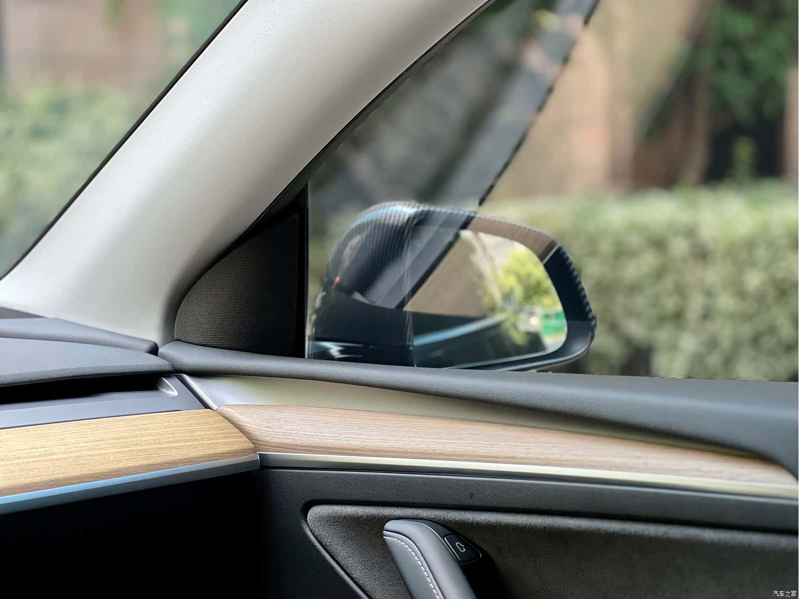 Tesla Model Y, 2023 7