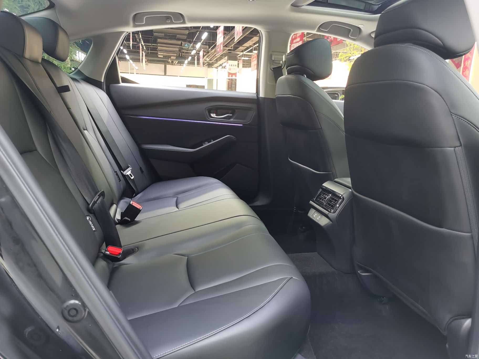 Honda Accord, 2023 13