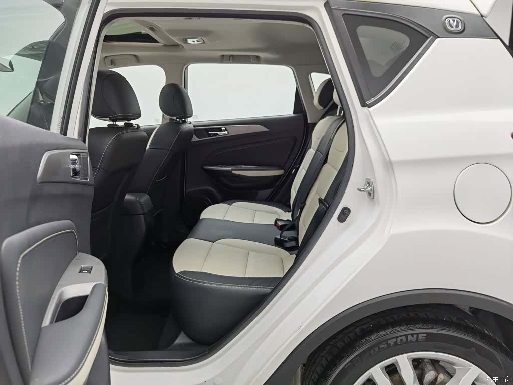 Changan CS35, 2018 15