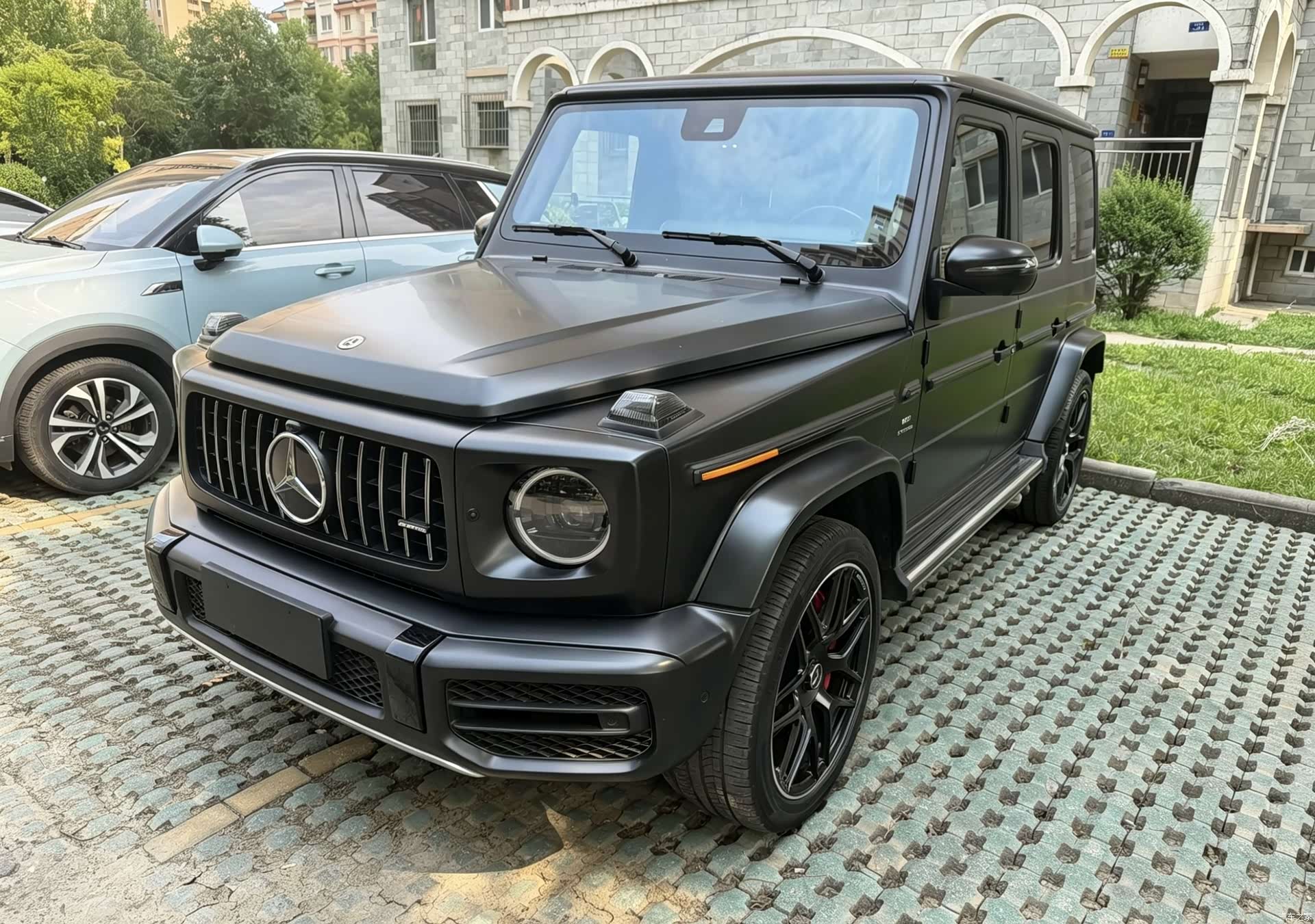 Mercedes-Benz G-Class, 2022 3