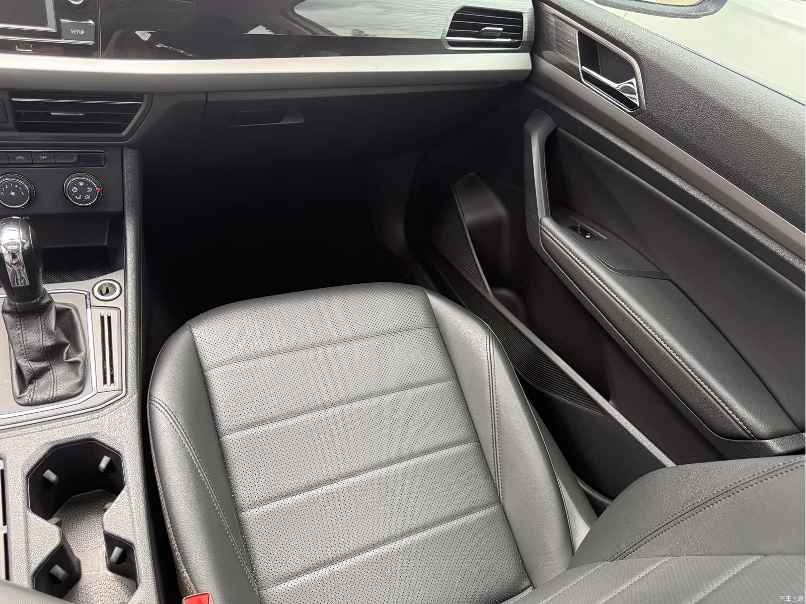 Volkswagen Lavida, 2020 12