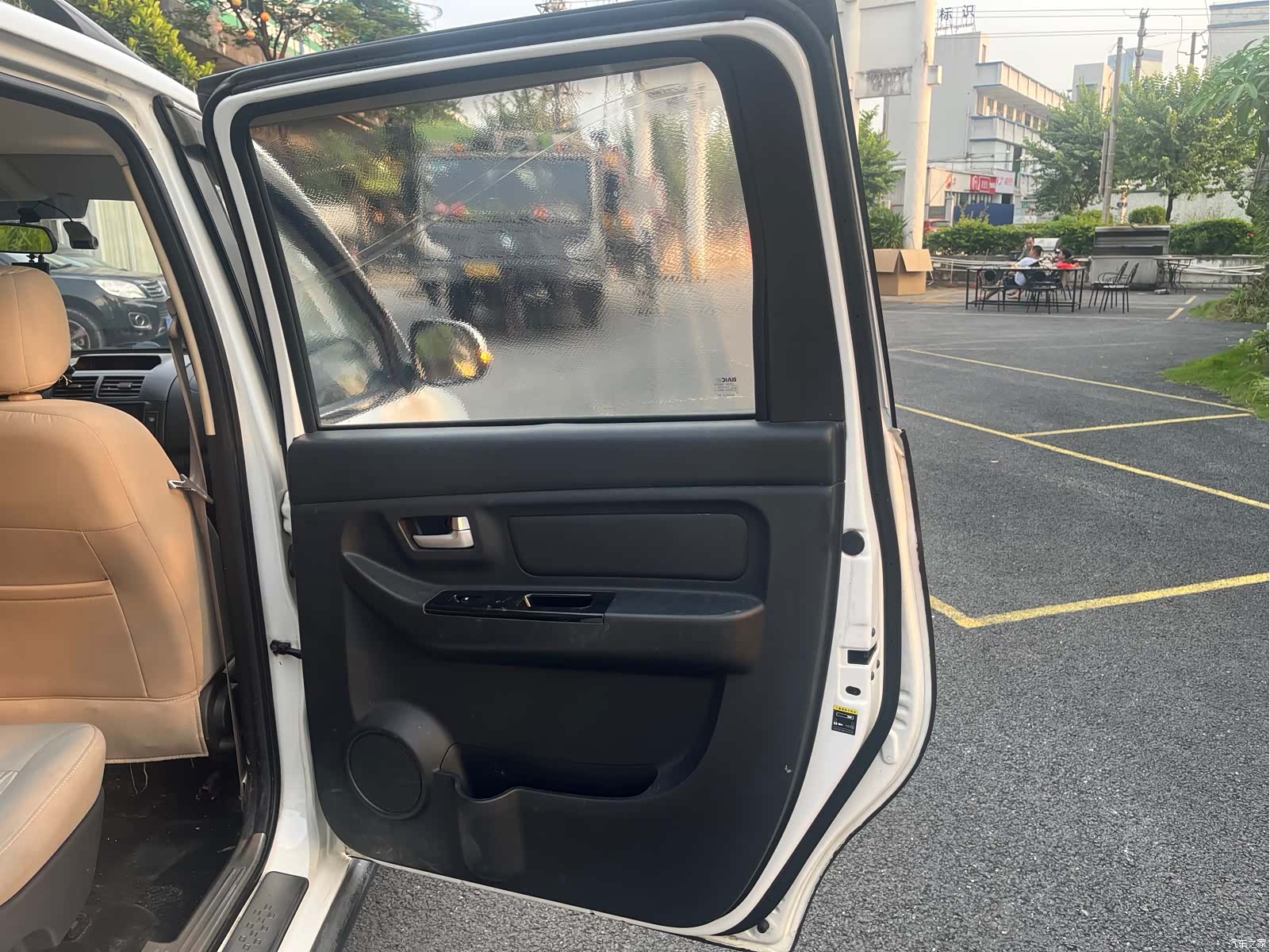 BAIC H2, 2016 19