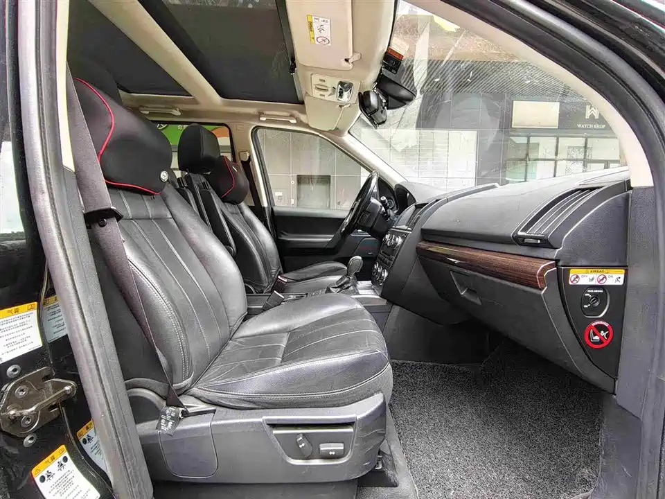 Land Rover Freelander 2