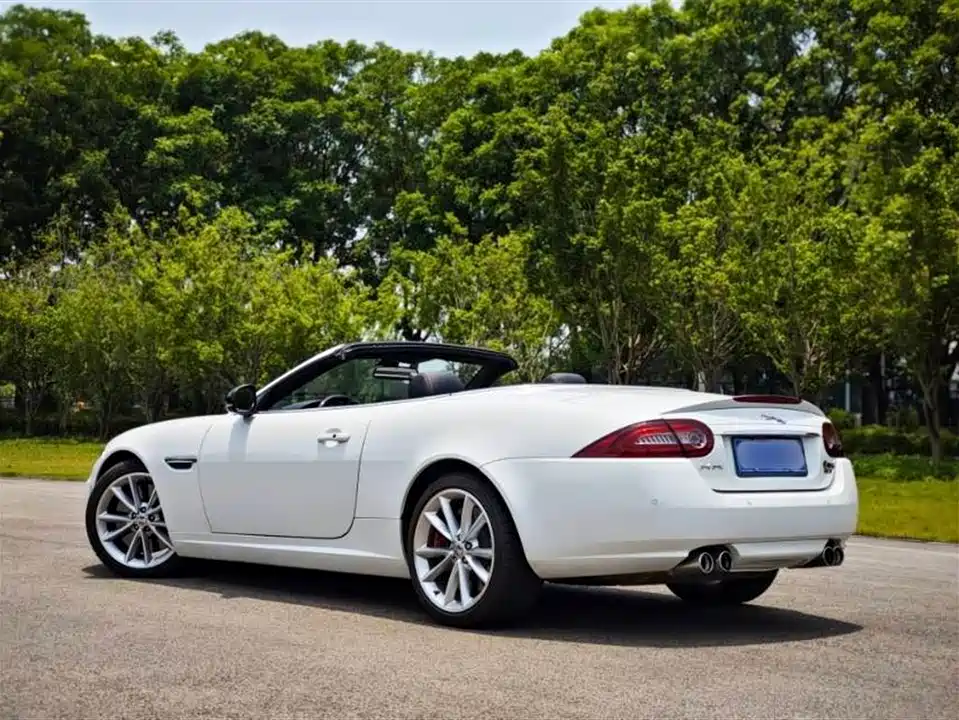 Jaguar XK
